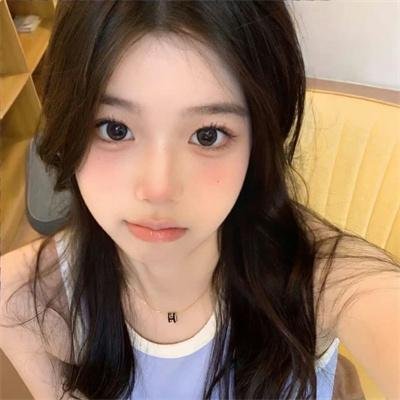 早餐时女歌迷快闪